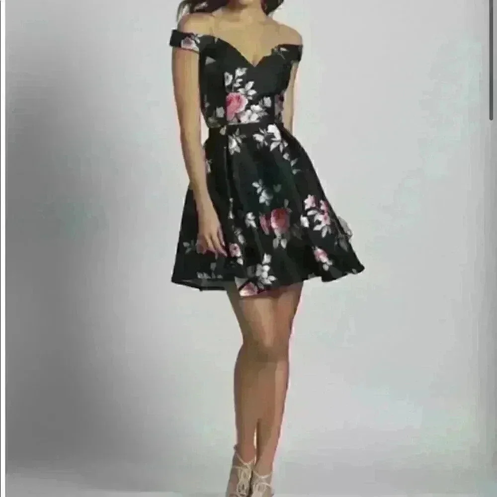 Dave and Johnny cocktail dress